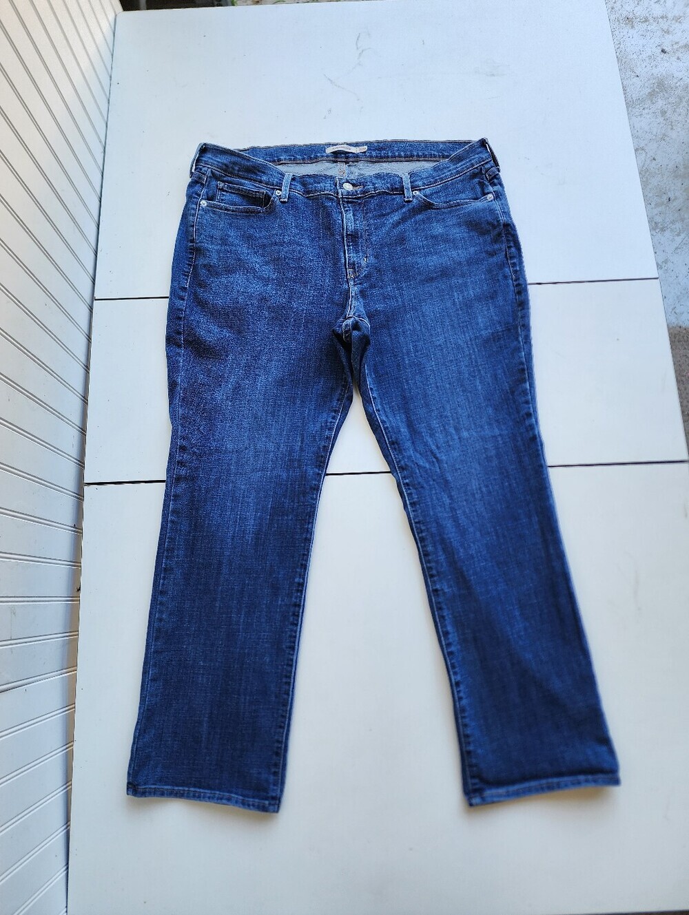 Levi’s Women's Classic Straight Blue Jeans 40x29 Sz 20W
